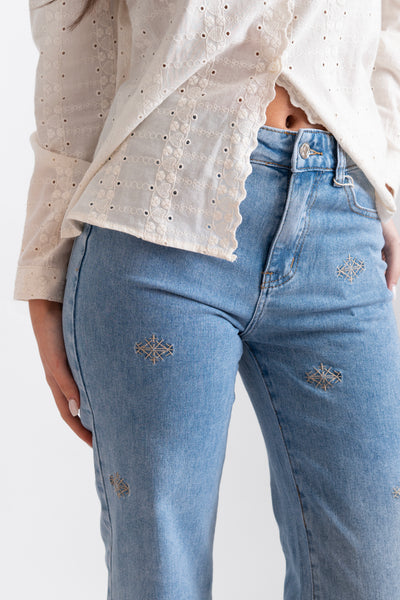 ΠΟΥΚΑΜΙΣΟ - Face