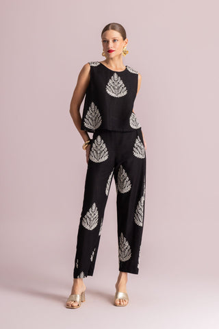 ΜΠΛΟΥΖΑ MOUTAKI