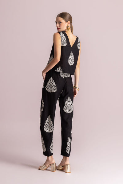 ΠΑΝΤΕΛΟΝΙ MOUTAKI