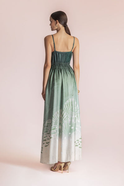 ΦΟΡΕΜΑ MOUTAKI