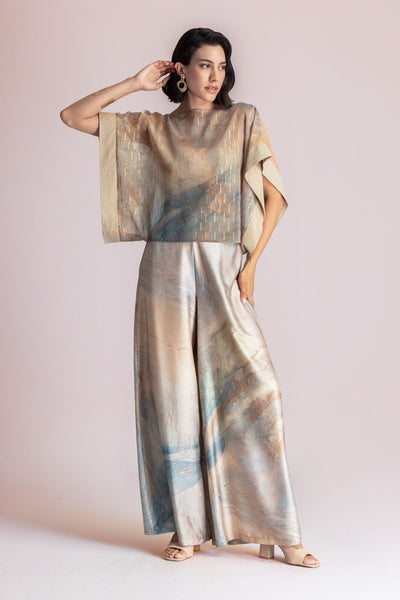 ΜΠΛΟΥΖΑ MOUTAKI