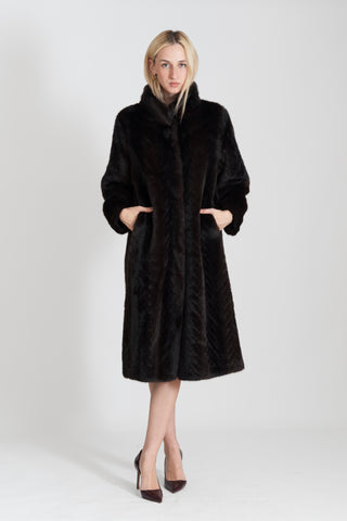 ΓΟΥΝΑ ΜΑΚΡΙΑ