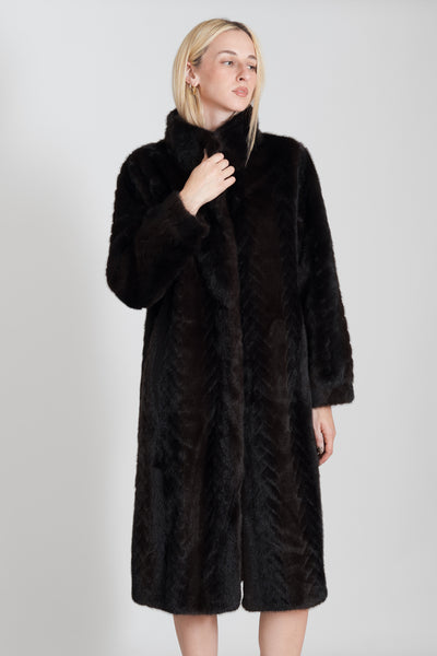 ΓΟΥΝΑ ΜΑΚΡΙΑ