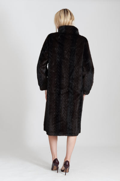 ΓΟΥΝΑ ΜΑΚΡΙΑ